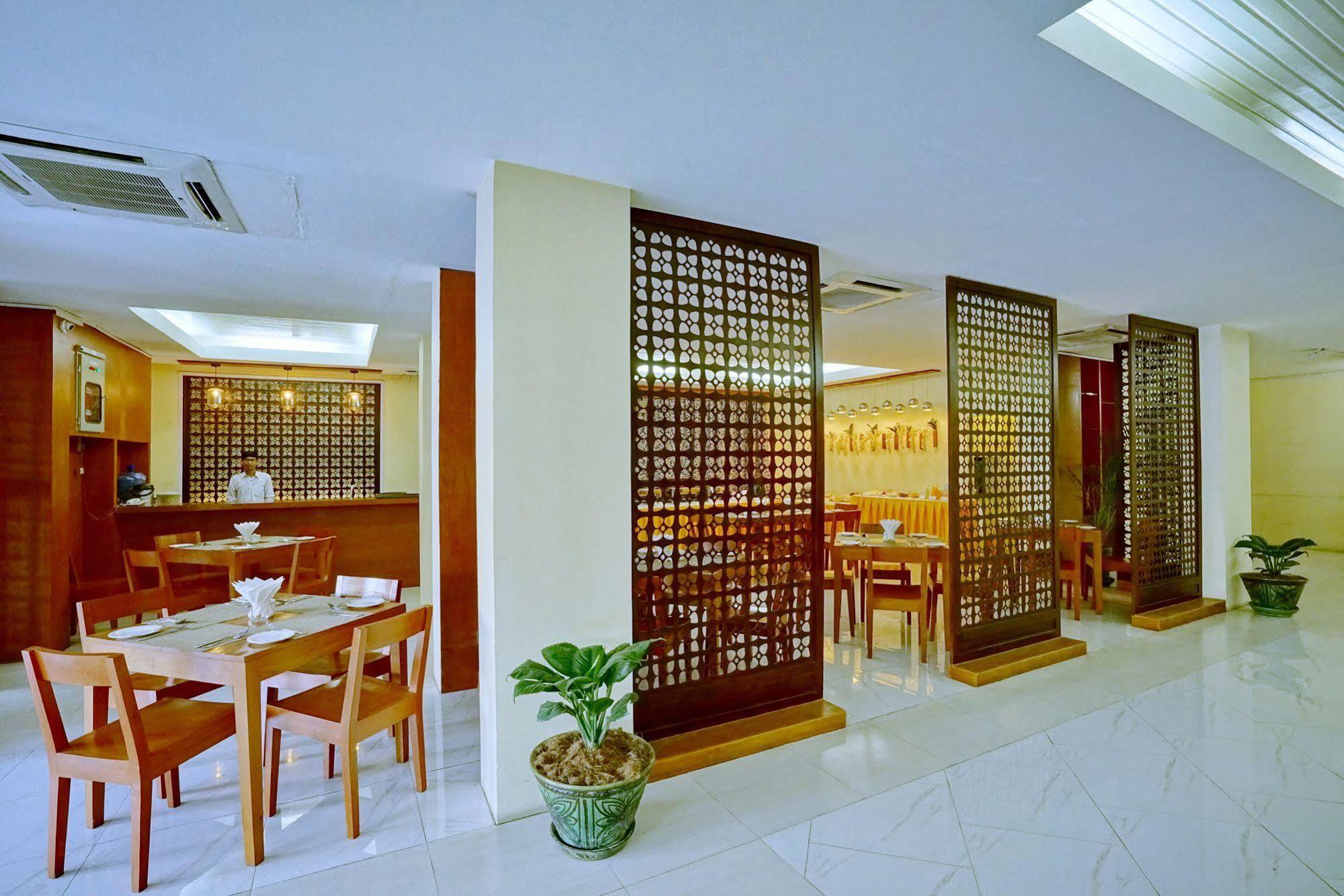 Oway Grand Hotel Mandalay Exterior photo
