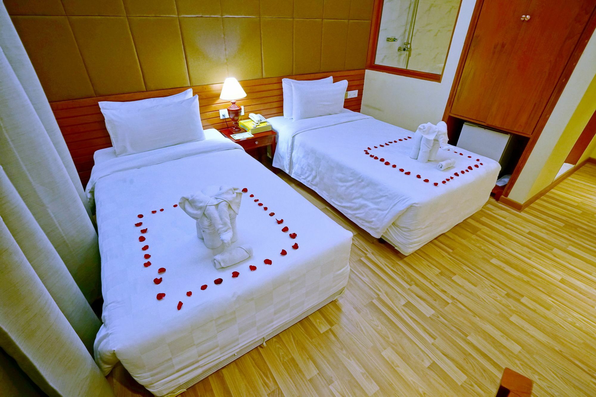 Oway Grand Hotel Mandalay Exterior photo
